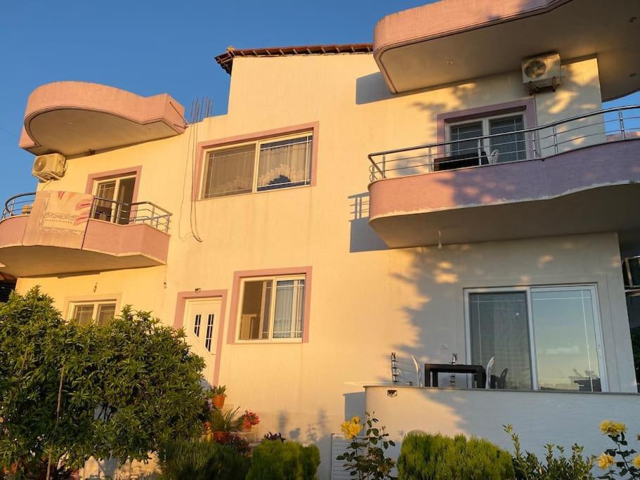 Guesthouse Xhimi Ksamil Esterno foto