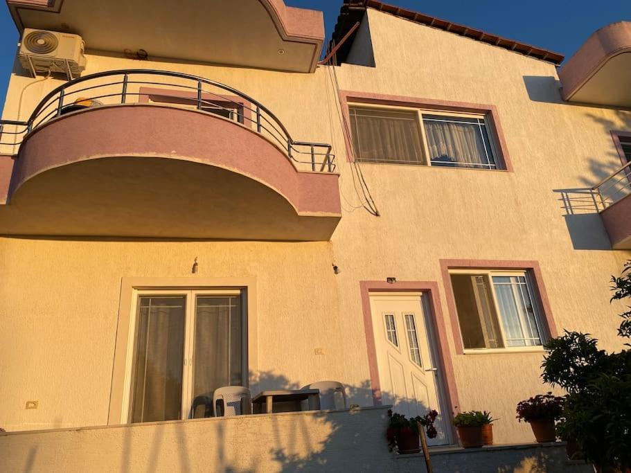 Guesthouse Xhimi Ksamil Esterno foto